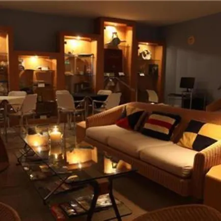 Marina Club 1 Bedroom Apartment *